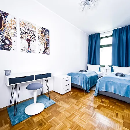 Zentraler Altbau Am Clara-zetkin-park, Rb-arena Um Ecke, Netflix Inklusive * Leipzig